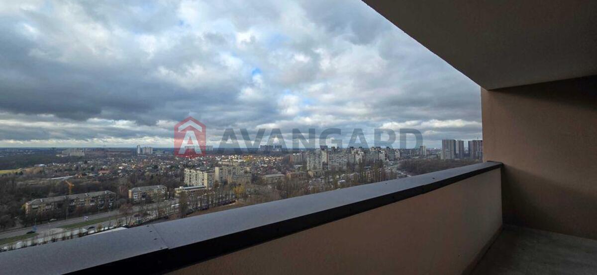 3 ��. ��������, 84/-/15 ��. �., 23/25 ������ ���� 8