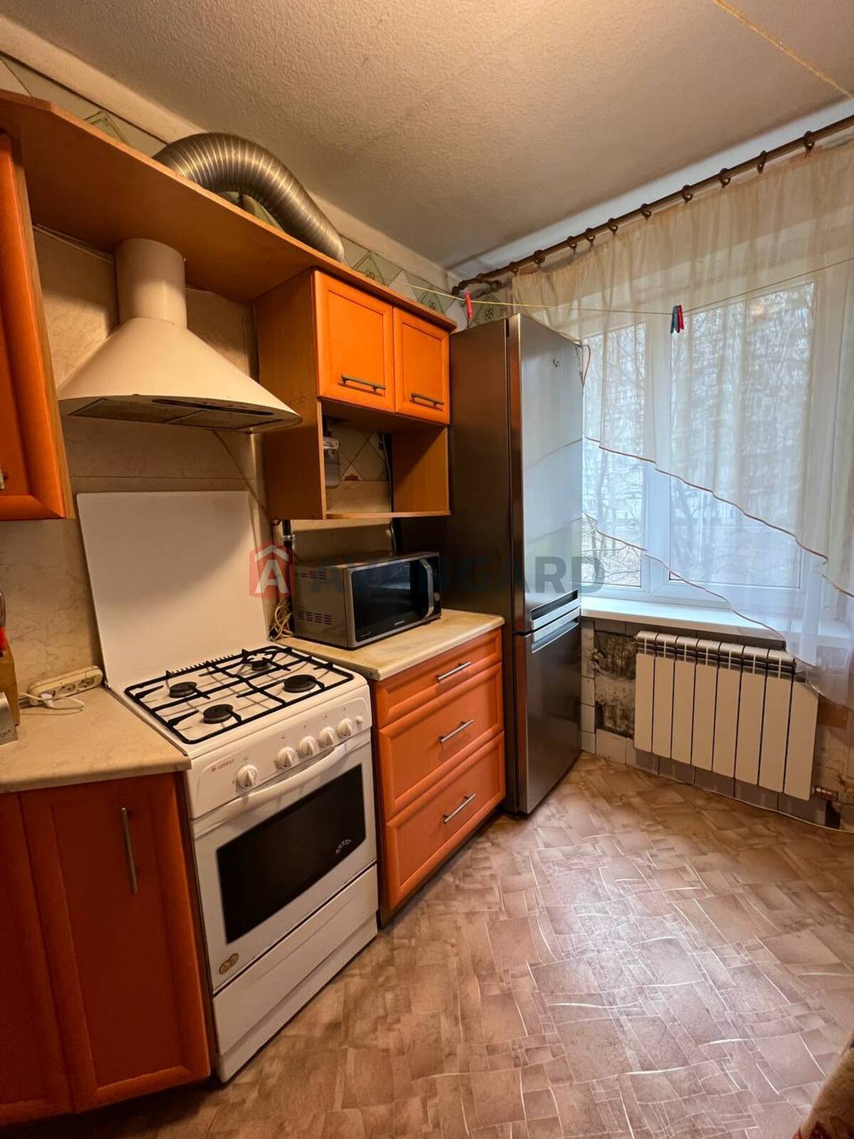 2 ��. ��������, 47,5/27,7/7,3 ��. �., 2/9 ������ ���� 14