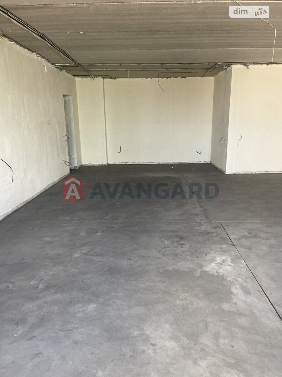 2 ��. ��������, 82/56/5 ��. �., 6/15 ������ ���� 17