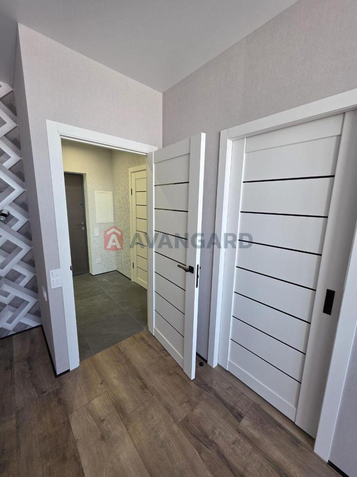 1 ����. ��������, 34/15/10 ��. �., 6/10 ���� ���� 3