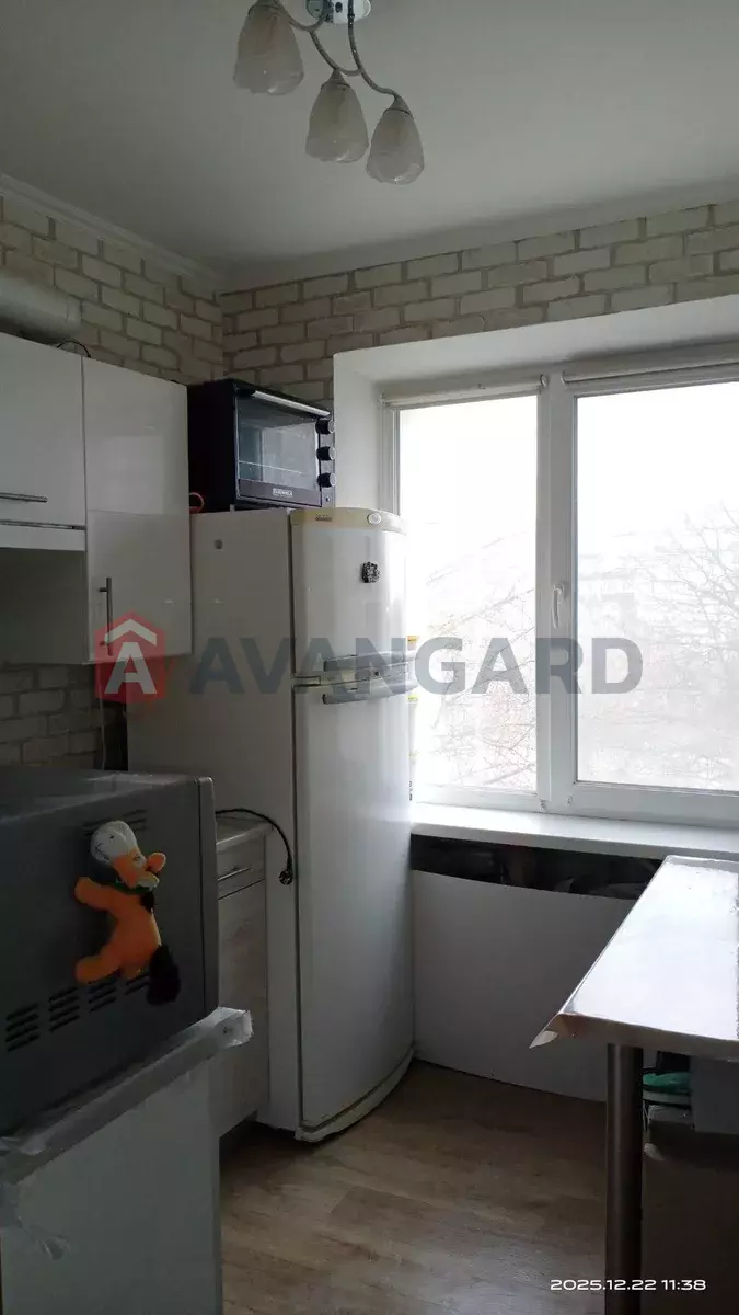 1 ��. ��������, 32/-/6 ��. �., 4/9 ������ ���� 3