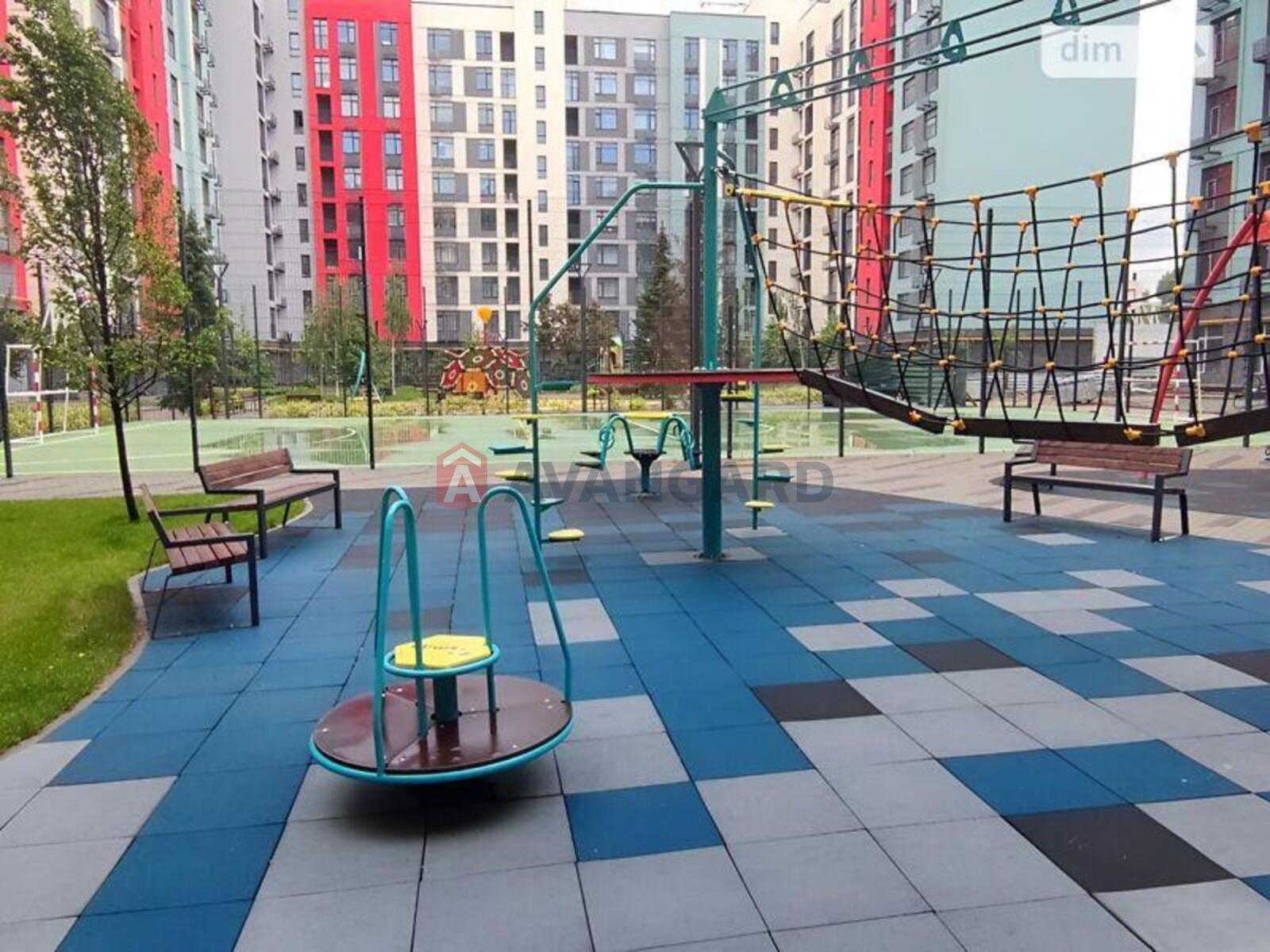 2 ��. ��������, 67/34/11 ��. �., 9/10 ������ ���� 24