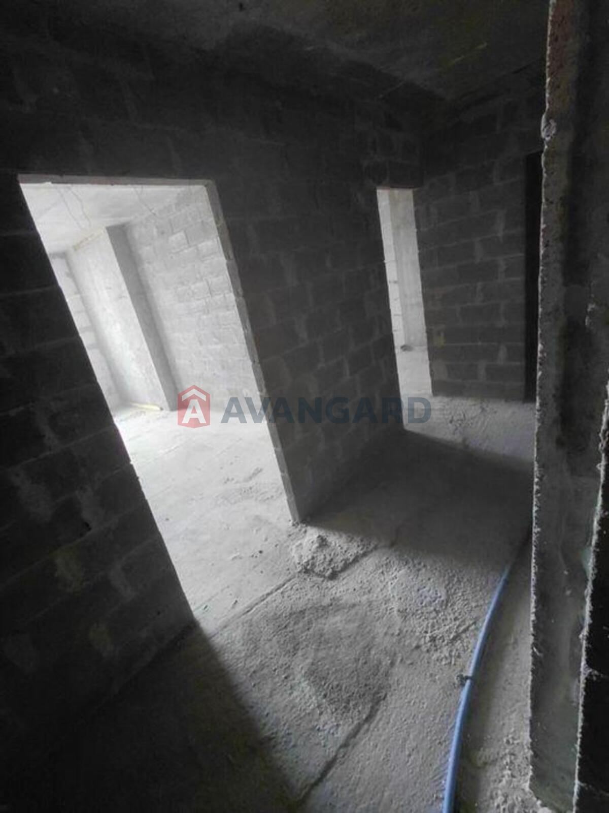 1 ��. ��������, 53/-/15 ��. �., 24/27 ������ ���� 4