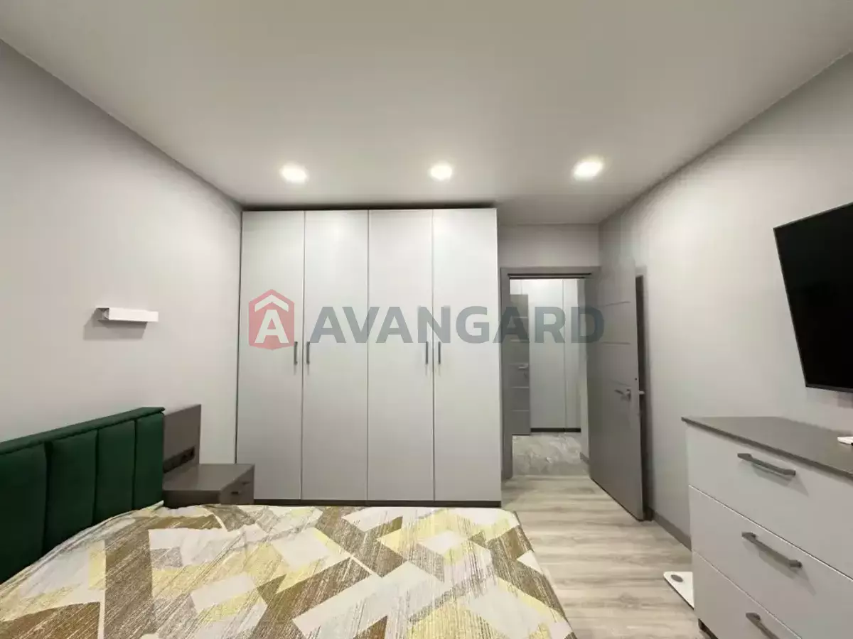 2 ��. ��������, 60/40/20 ��. �., 9/12 ������ ���� 10