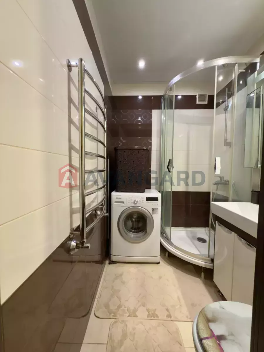 2 . , 46/30/6 . ., 5/5   8