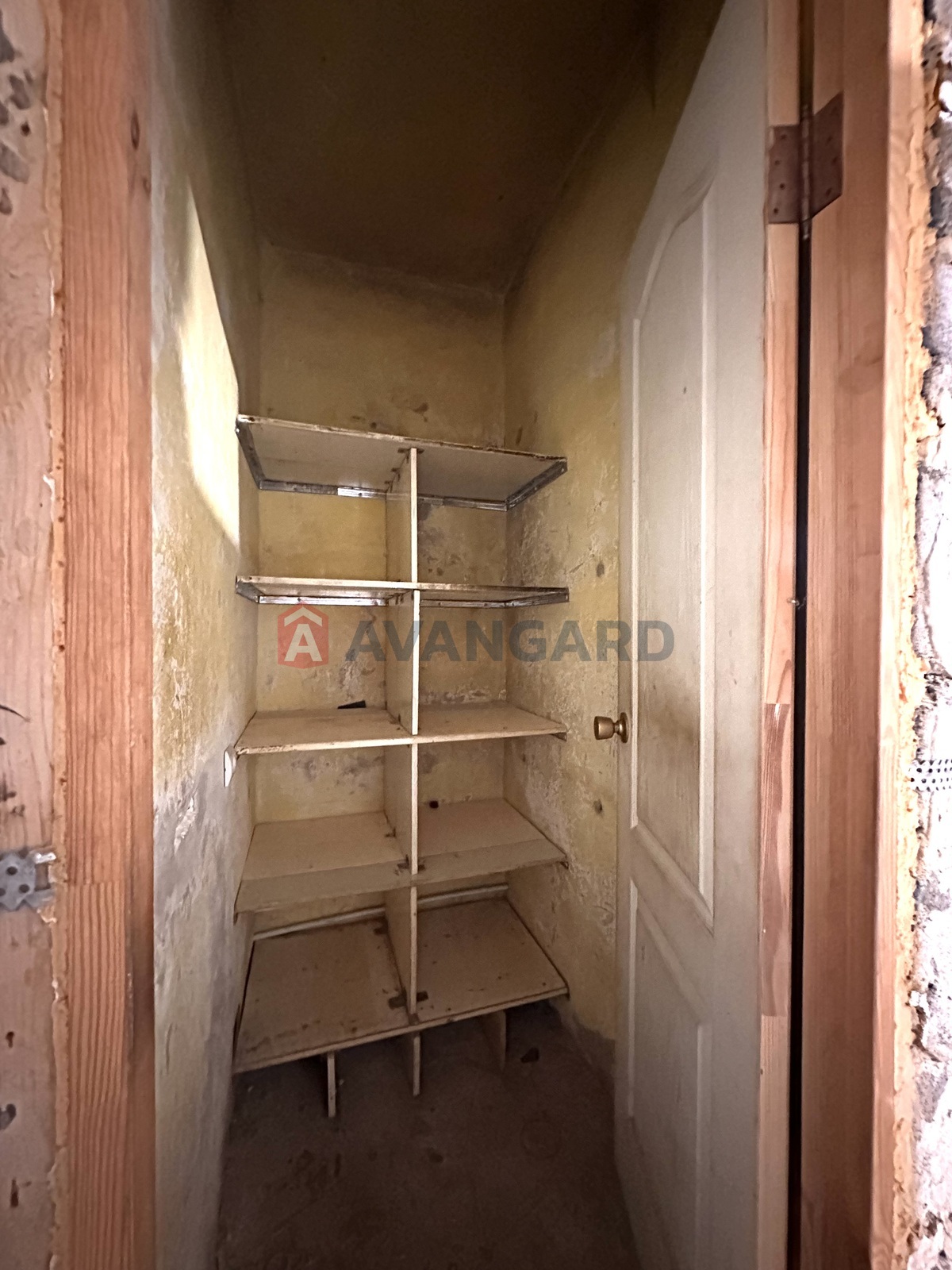 4 ��. ��������, 79,4/9,6/46,3 ��. �., 4/4 ������ ���� 4