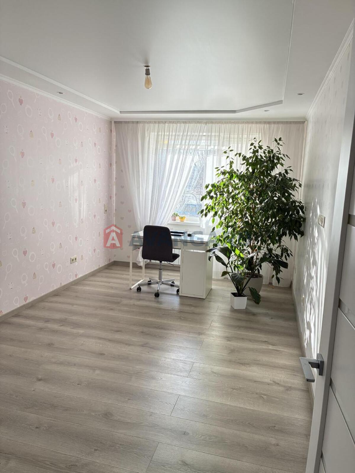 3 ��. ��������, 67/-/8 ��. �., 1/16 ������ ���� 10