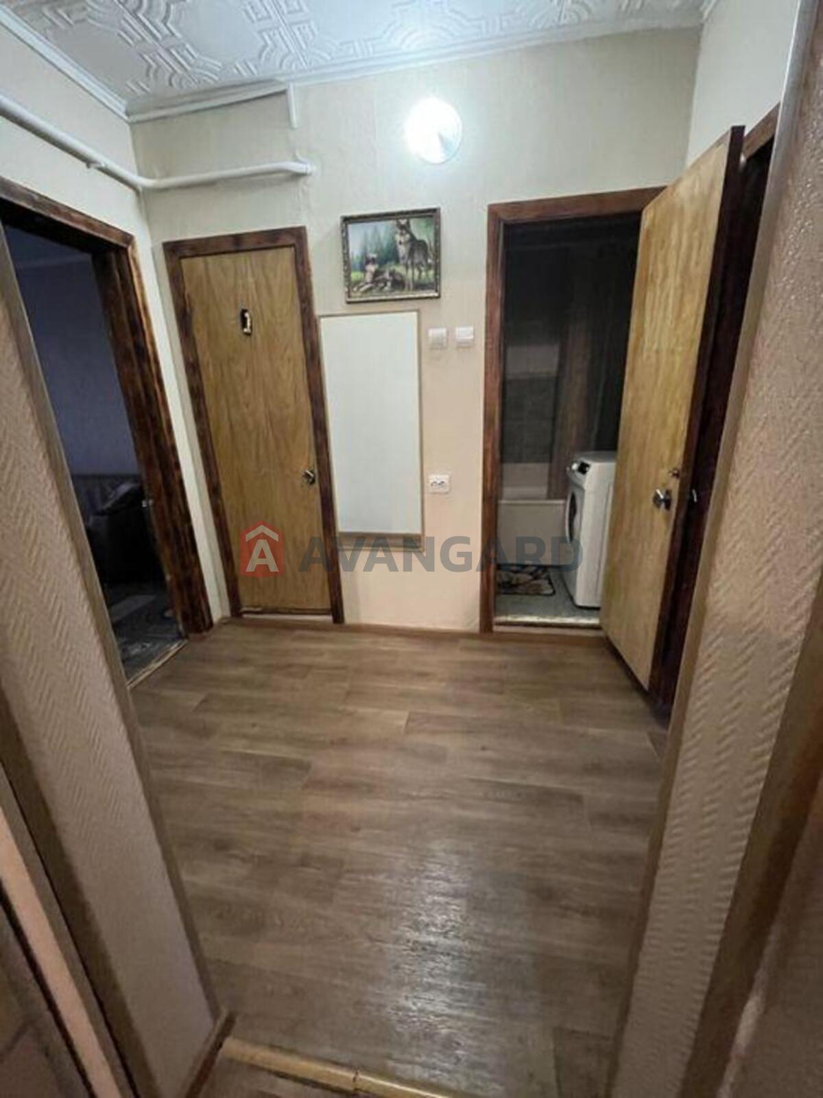 3 ��. ��������, 68/-/7 ��. �., 9/9 ������ ���� 7