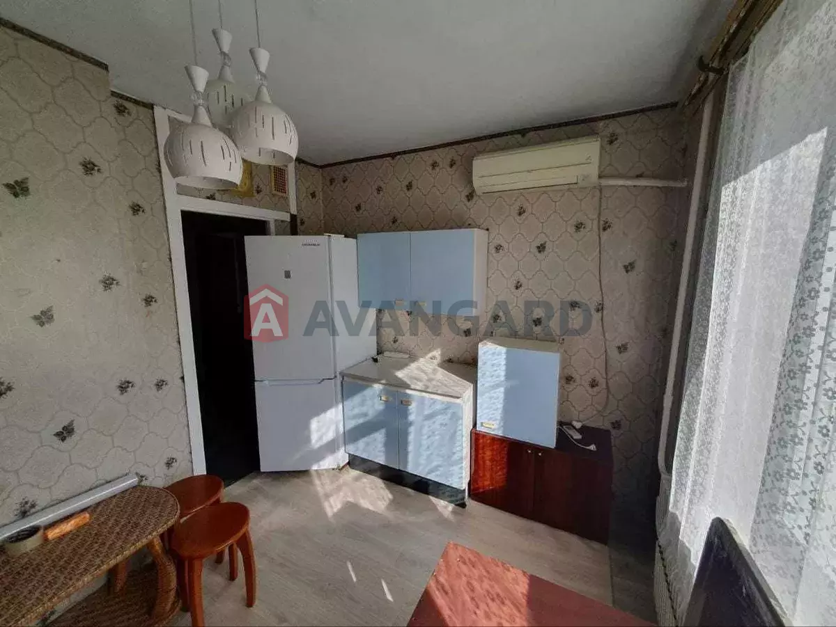 1 . , 40/-/9 . ., 5/9   9