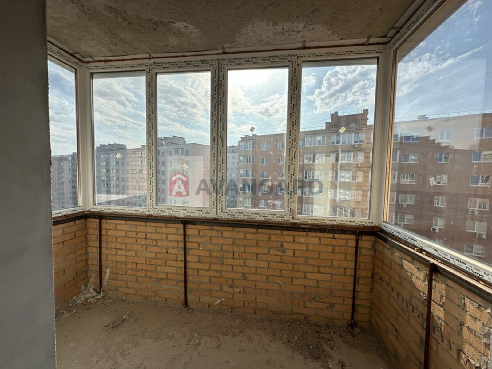 2 ��. ��������, 66/-/11 ��. �., 8/9 ������ ���� 3