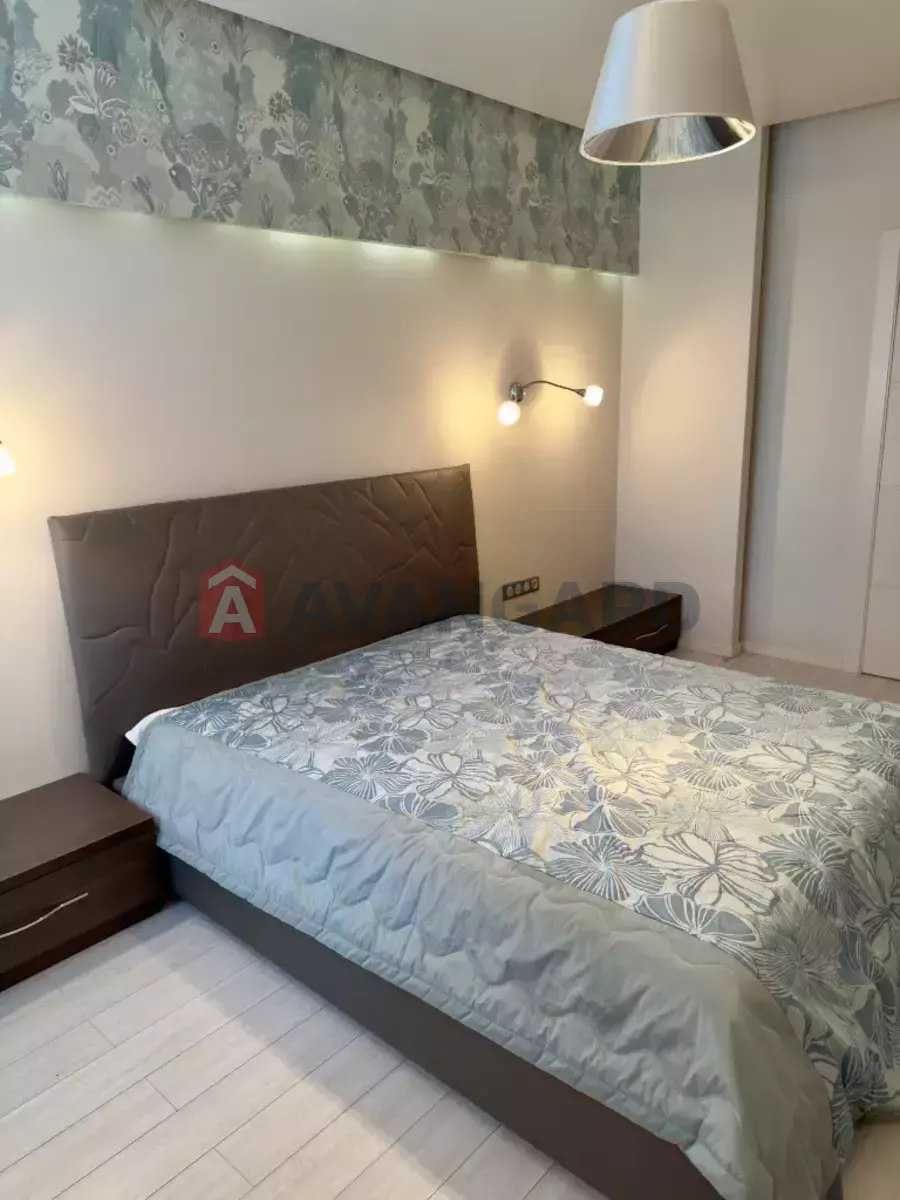 2 ��. ��������, 72/38/15 ��. �., 10/10 ������ ���� 19