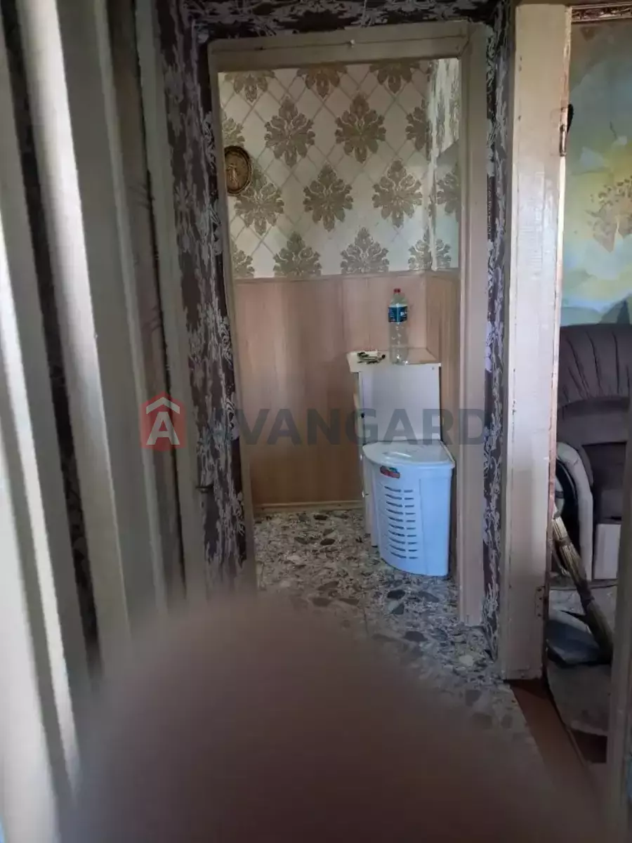 1 ����. ��������, 32/-/- ��. �., 5/5 ���� ���� 7