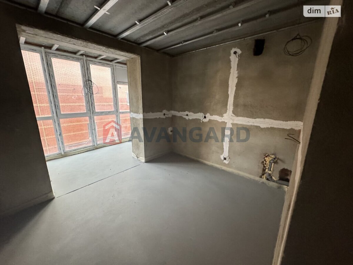 2 ��. ��������, 68/38/15 ��. �., 3/13 ������ ���� 1