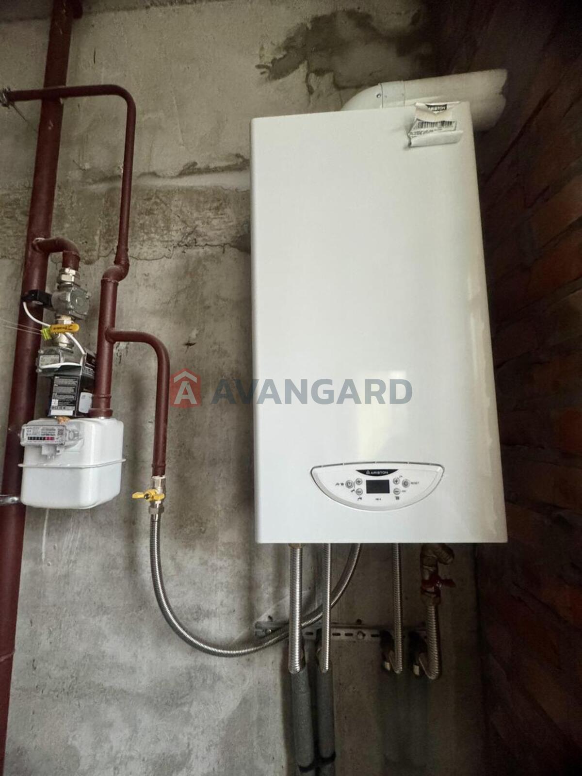 3 ����. ��������, 74/38/13 ��. �., 2/4 ���� ���� 8