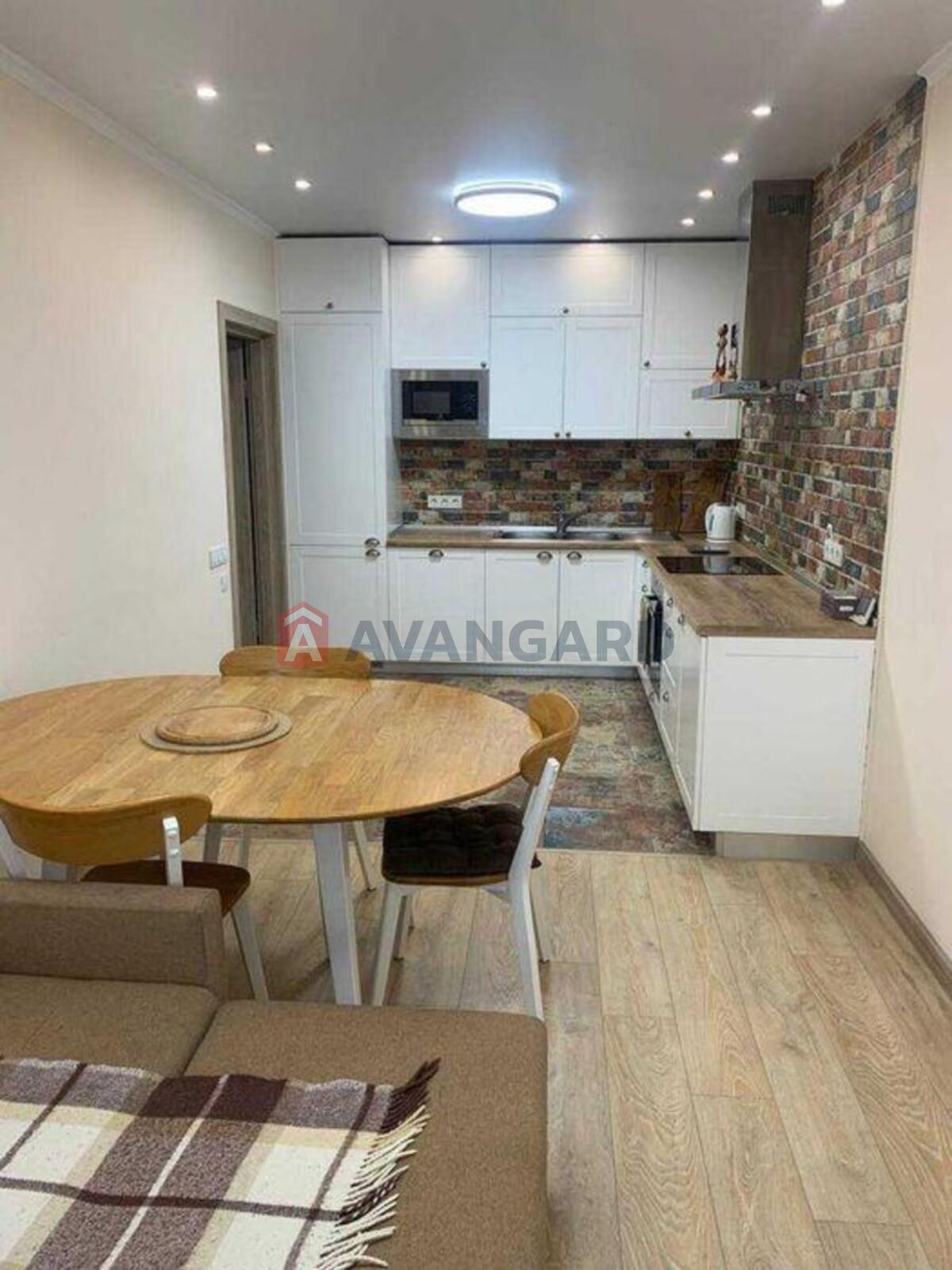 2 ��. ��������, 65/-/20 ��. �., 15/17 ������ ���� 9