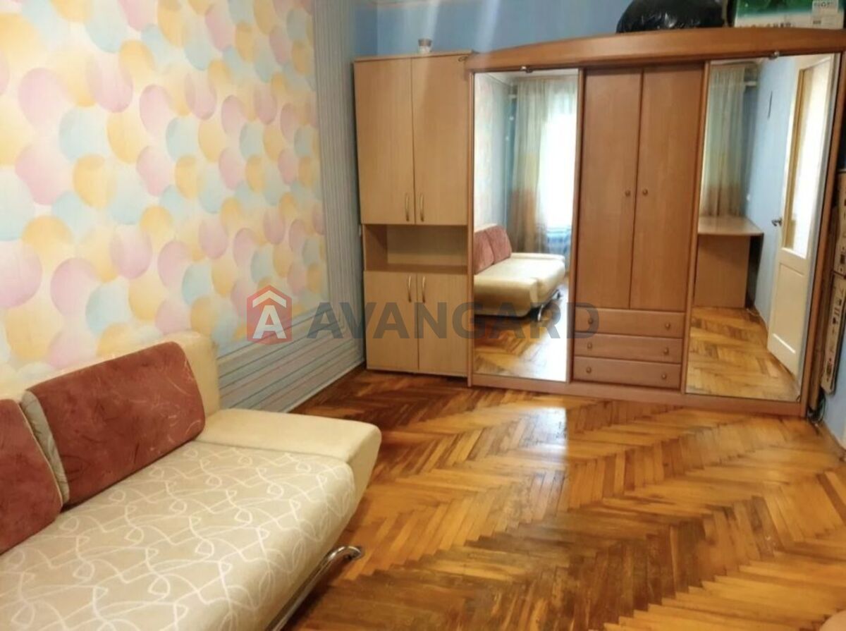 1 ����. ��������, 31/-/7 ��. �., 5/5 ���� ���� 1