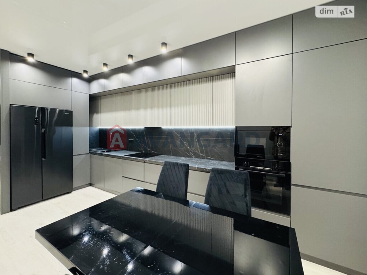 1 ��. ��������, 45/8/25 ��. �., 15/15 ������ ���� 8