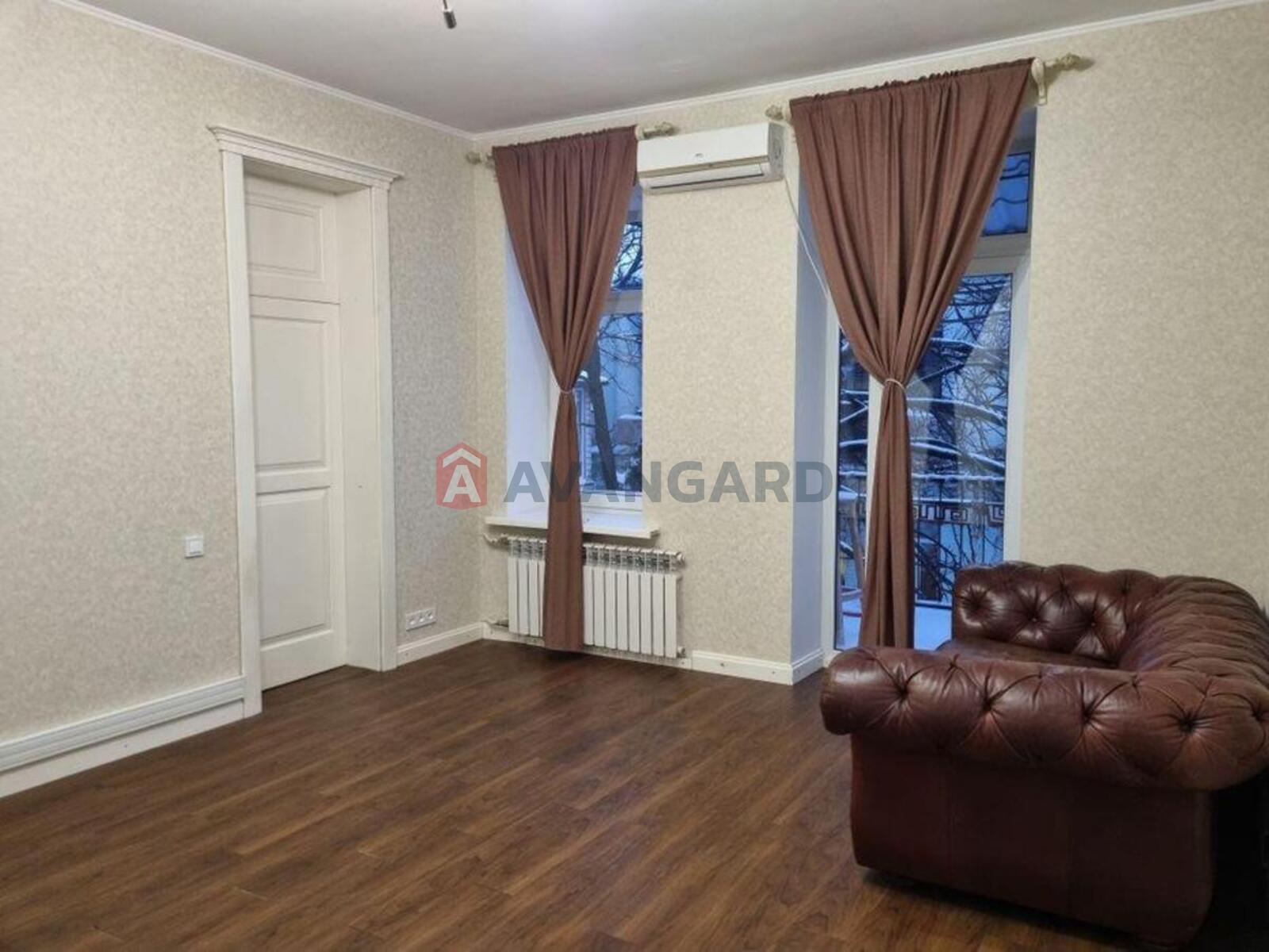 2 ����. ��������, 55/-/12 ��. �., 3/3 ���� ���� 3