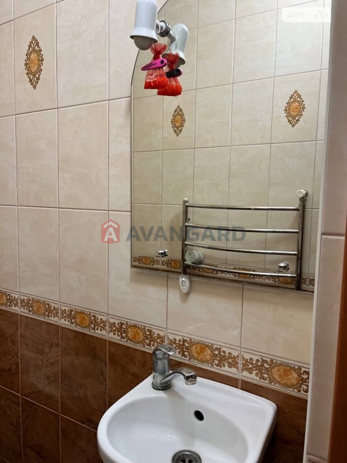 3 ��. ��������, 95/50/11 ��. �., 4/6 ������ ���� 24