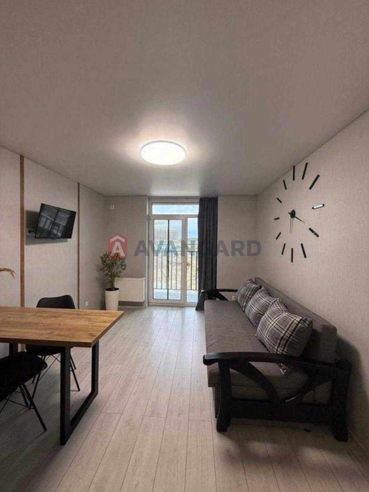 1 ��. ��������, 24/-/4 ��. �., 4/10 ������ ���� 3