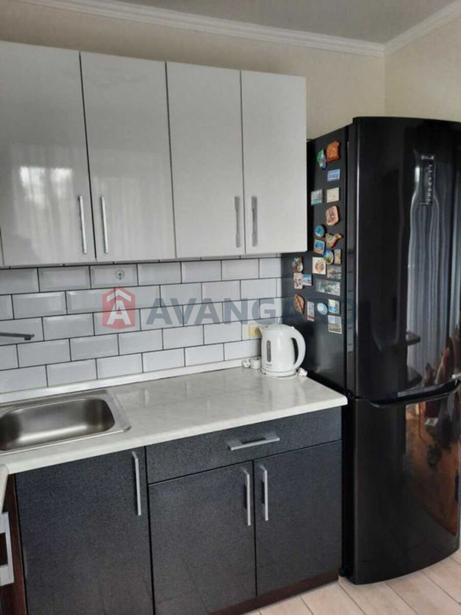 2 ��. ��������, 42/-/6 ��. �., 3/5 ������ ���� 14