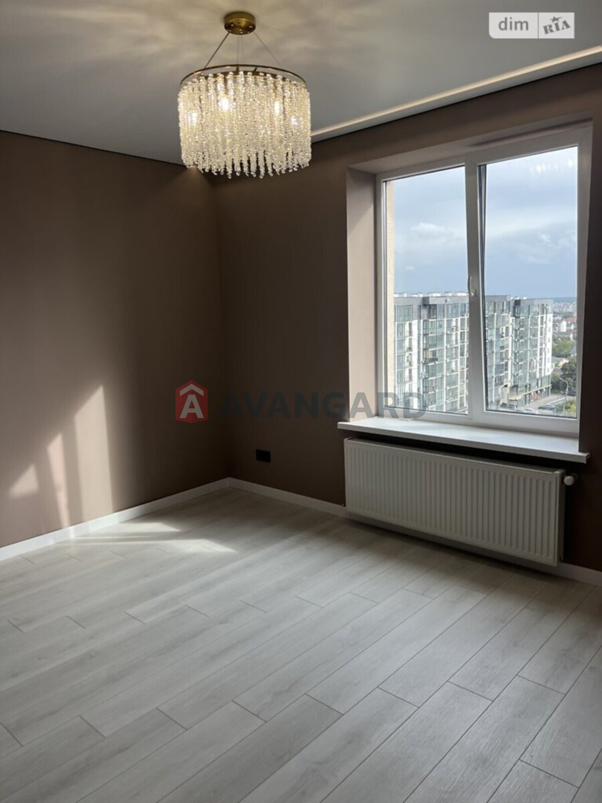 1 кім. квартира, 40/-/- кв. м., 9/10 поверх фото 1 1 кім. квартира, 40/-/- кв. м., 9/10 поверх фото 1