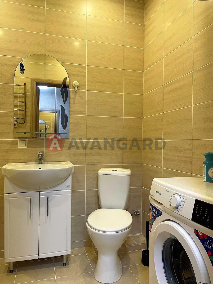 1 ��. ��������, 38/-/10 ��. �., 9/25 ������ ���� 9