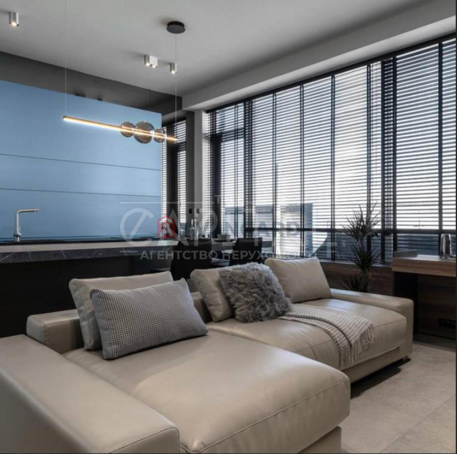 2 ��. ��������, 93/30/30 ��. �., 24/24 ������ ���� 11