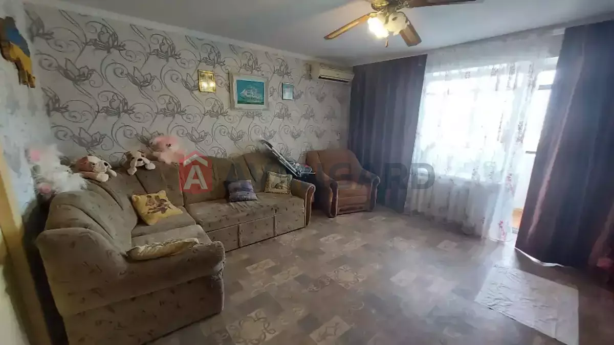 3 ��. ��������, 69/40/8 ��. �., 10/10 ������ ���� 9