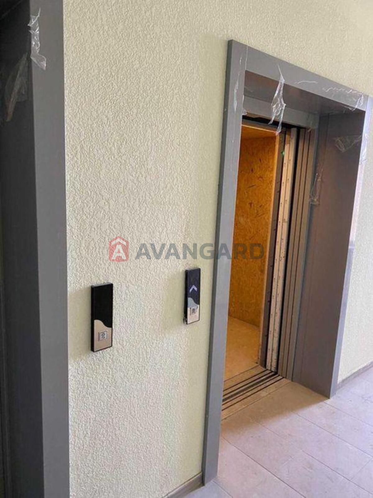 1 ����. ��������, 31/-/23 ��. �., 12/16 ���� ���� 4