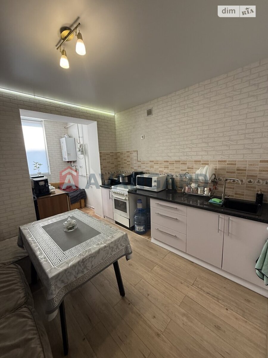 1 ����. ��������, 45/20/15 ��. �., 2/5 ���� ���� 2