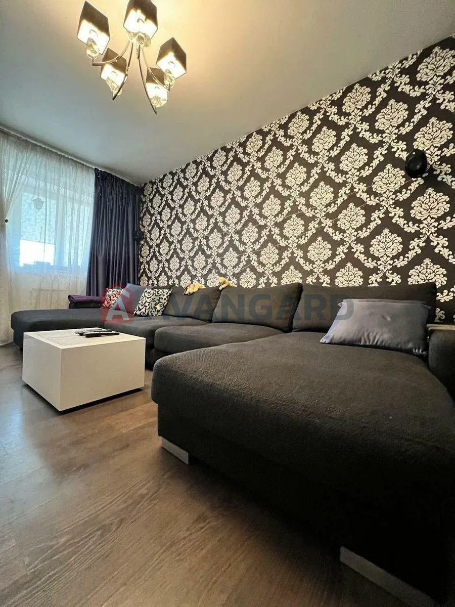 2 ����. ��������, 53/-/8 ��. �., 4/9 ���� ���� 6