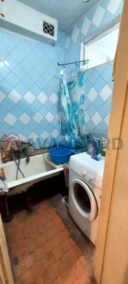 2 ��. ��������, 48/-/7 ��. �., 4/5 ������ ���� 18