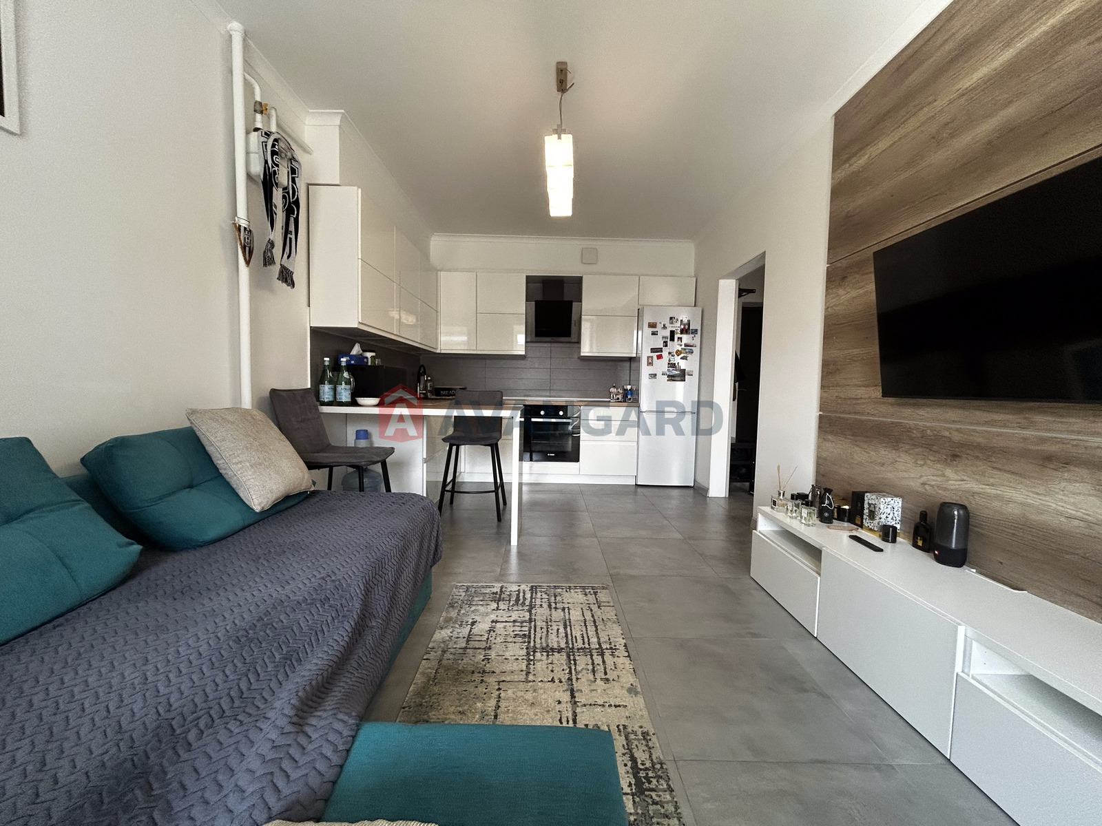 1 ����. ��������, 43/20/13 ��. �., 5/10 ���� ���� 3