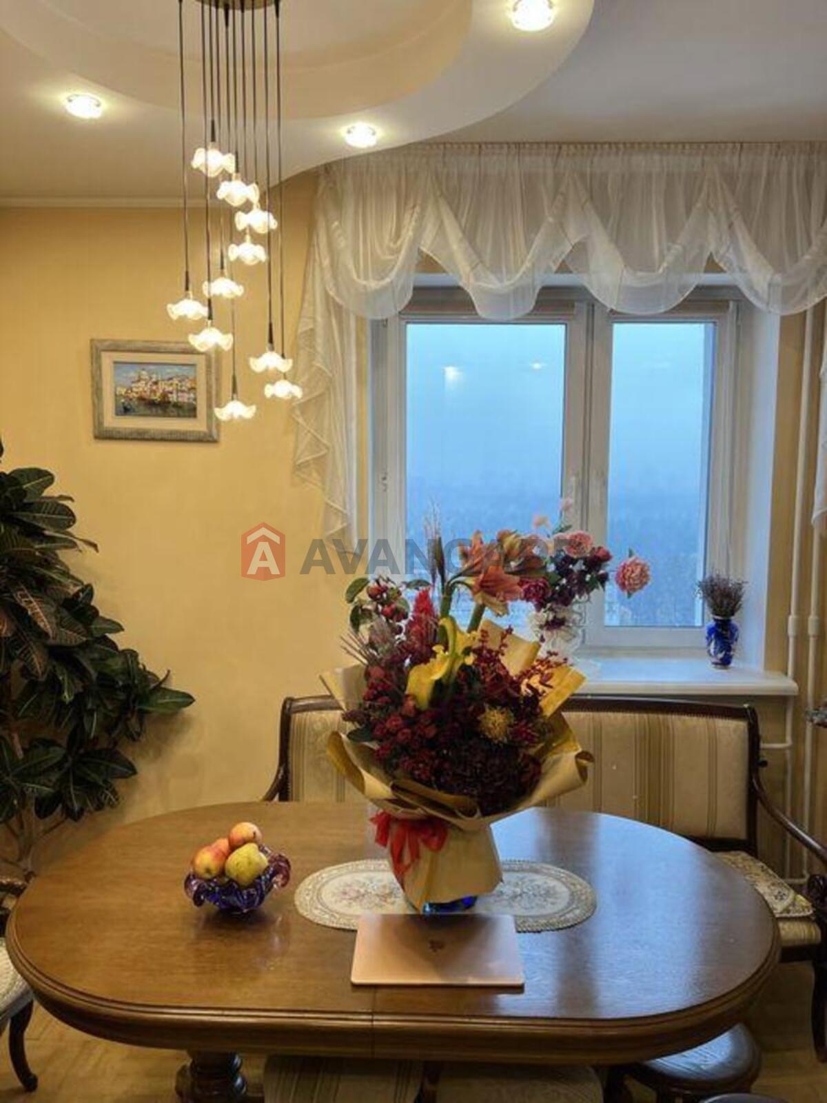 2 ����. ��������, 75/-/14 ��. �., 16/18 ���� ���� 4