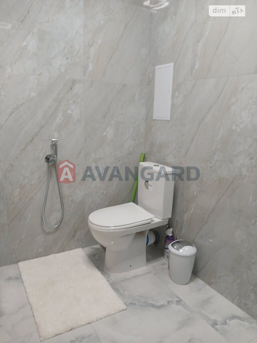 1 ��. ��������, 41/-/13 ��. �., 1/5 ������ ���� 8