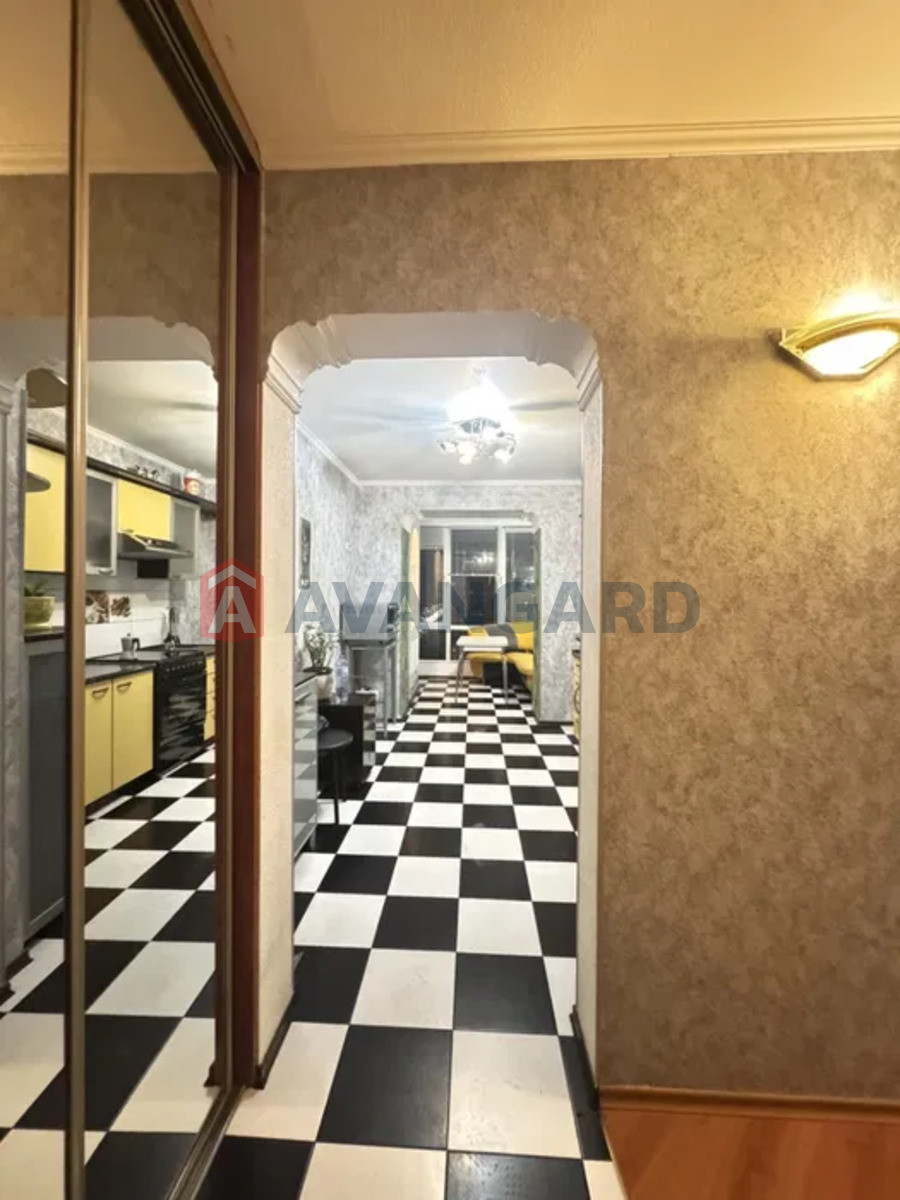 3 ��. ��������, 78/-/16 ��. �., 15/21 ������ ���� 15