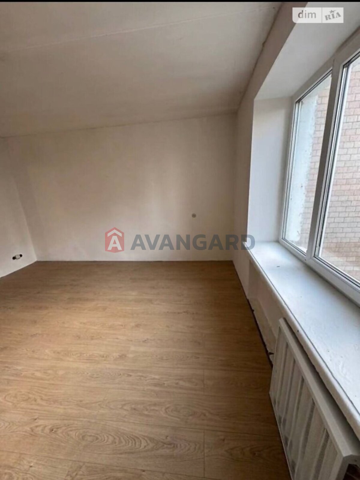 3 ��. ��������, 70/38/7 ��. �., 5/9 ������ ���� 1