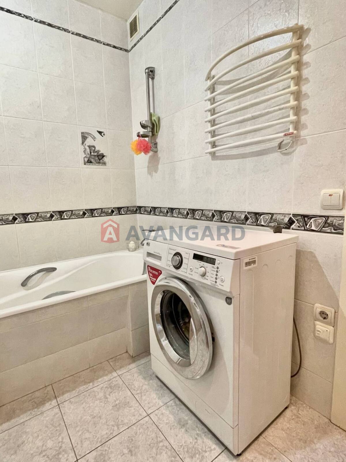 2 ��. ��������, 65,1/28,3/5,9 ��. �., 6/9 ������ ���� 12