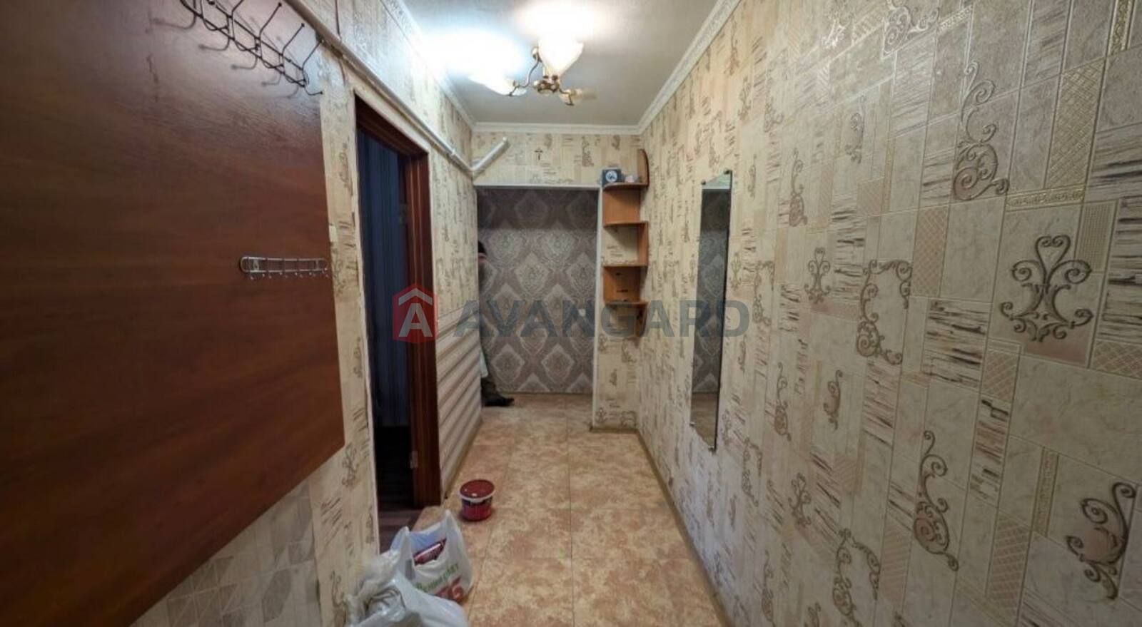 3 ����. ��������, 52/32/14 ��. �., 1/9 ���� ���� 3