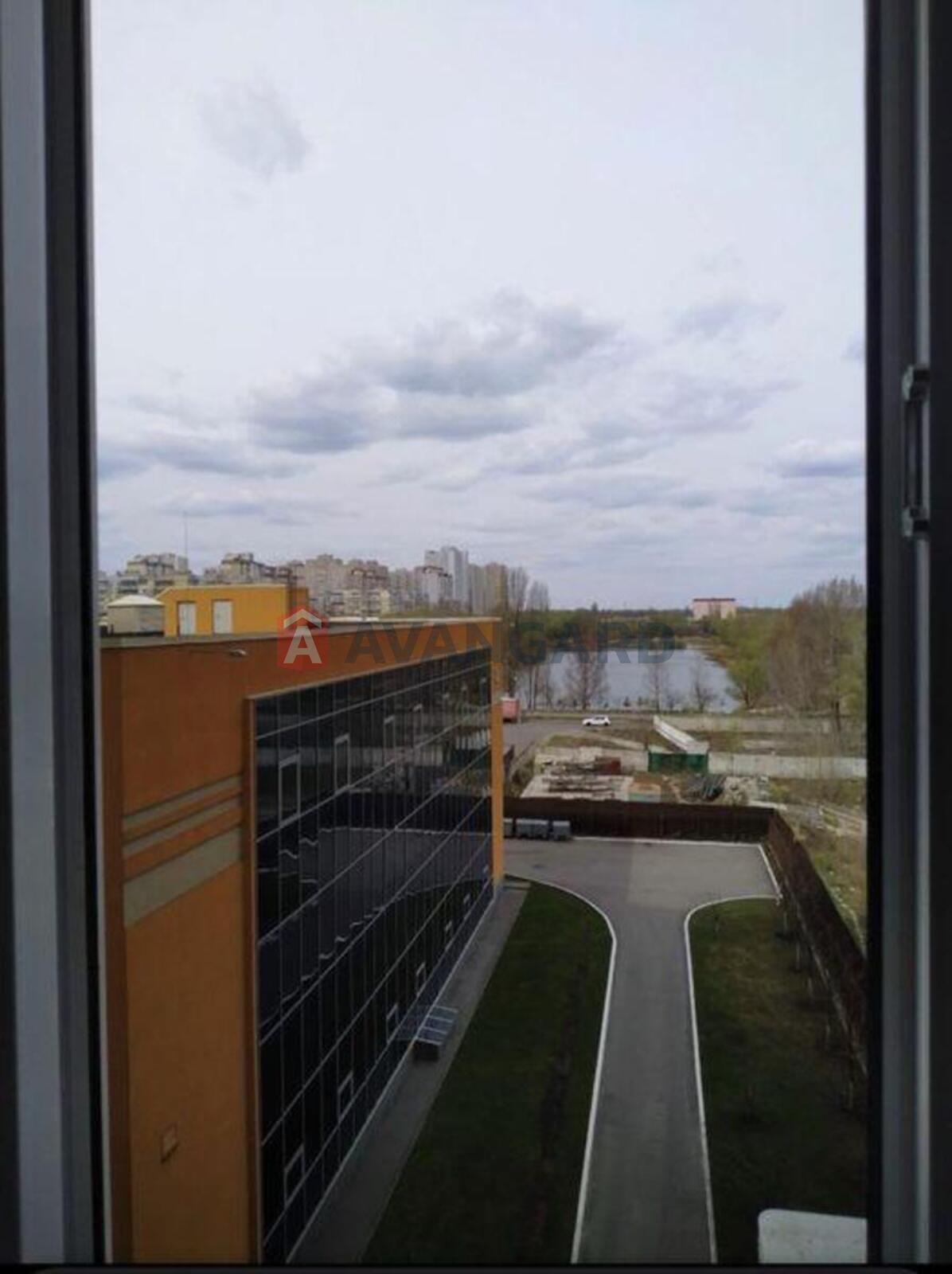 1 ��. ��������, 54/-/18 ��. �., 6/25 ������ ���� 6