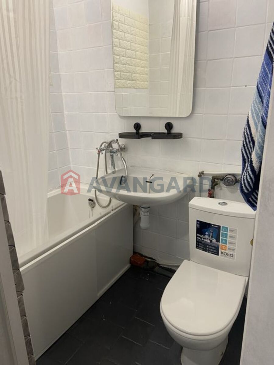 1 ��. ��������, 29/17/6 ��. �., 1/5 ������ ���� 8