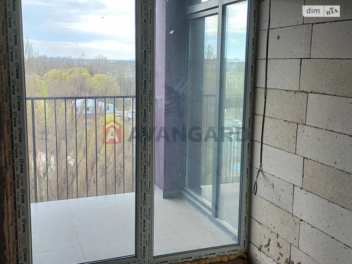 1 ����. ��������, 39/14/13 ��. �., 6/10 ���� ���� 11