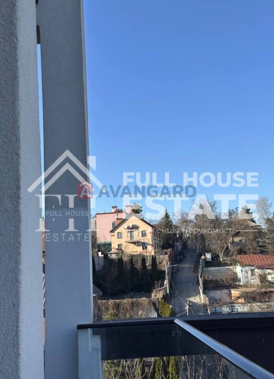 4 ��. ��������, 155/110/20 ��. �., 3/5 ������ ���� 14