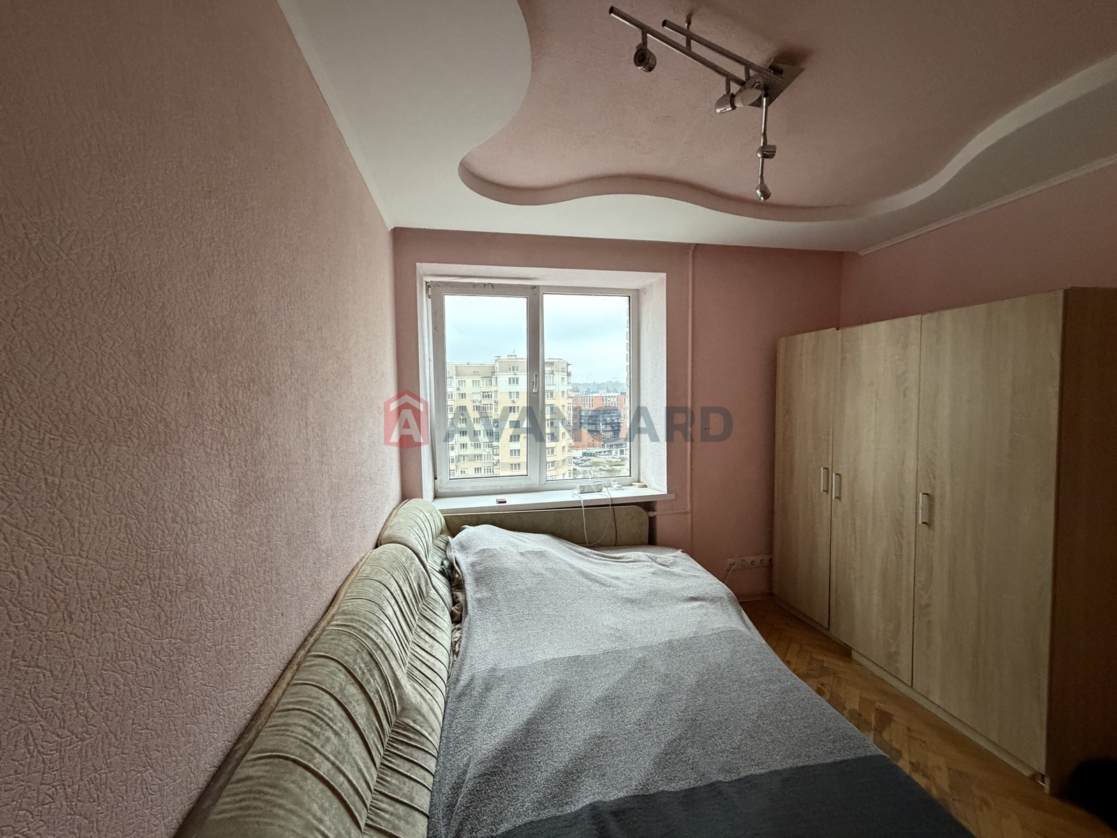 4 . , 80/50/10 . ., 9/9   15