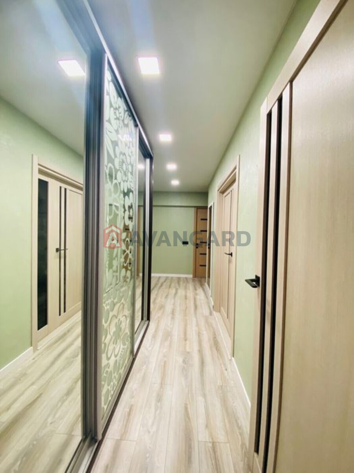 2 ��. ��������, 51/-/7 ��. �., 1/9 ������ ���� 4