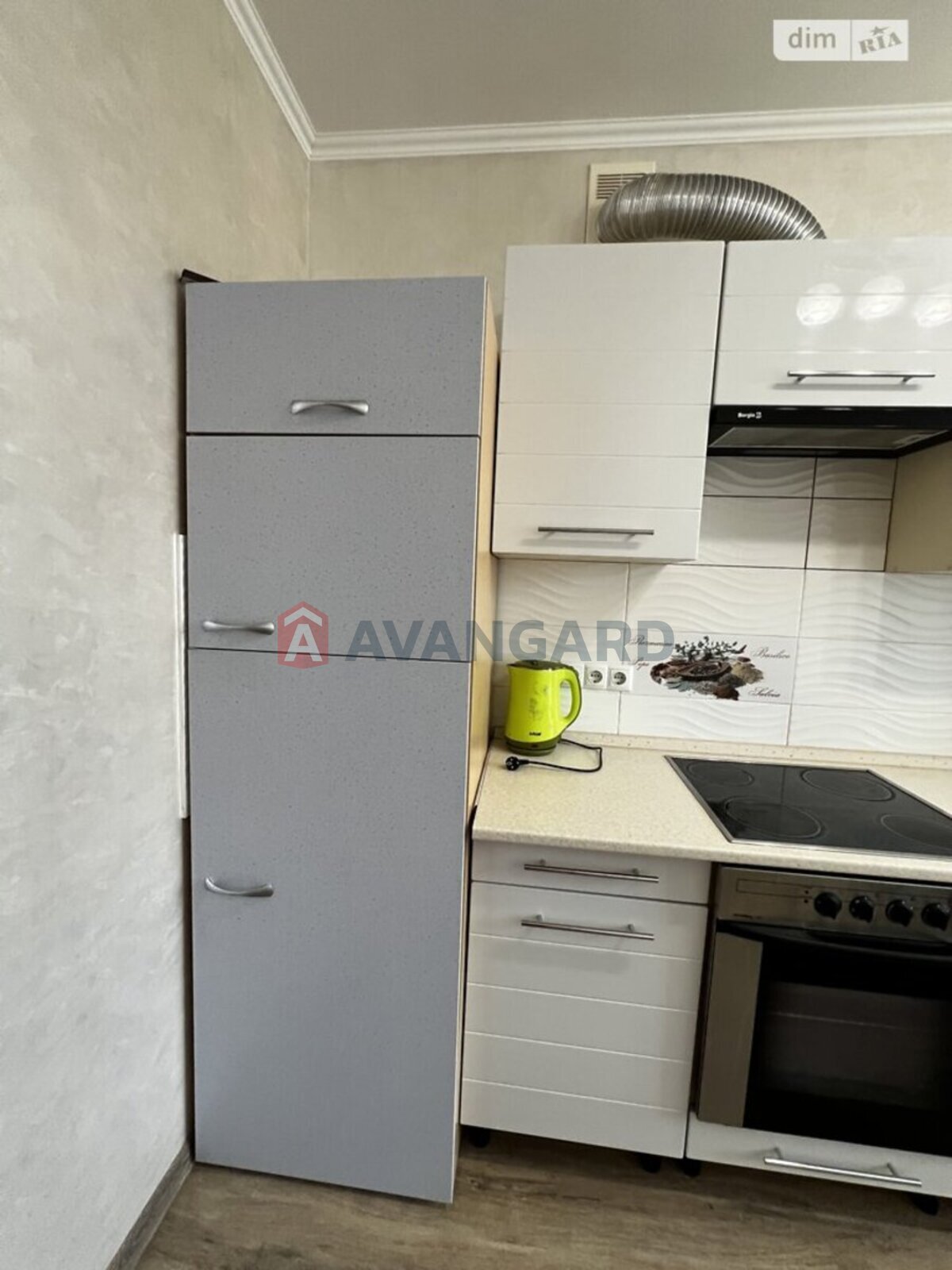 1 ����. ��������, 44/20.8/8.6 ��. �., 9/12 ���� ���� 4