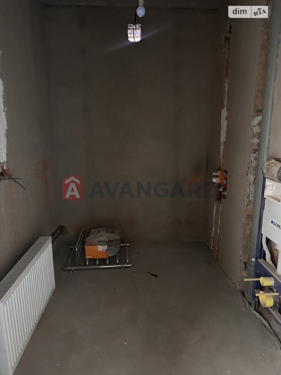 2 ��. ��������, 64/-/- ��. �., 2/3 ������ ���� 13