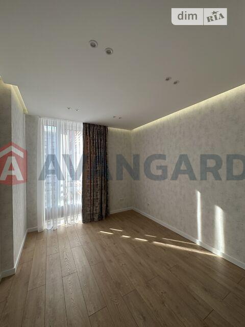 1 ��. ��������, 83/36.2/25 ��. �., 22/25 ������ ���� 19