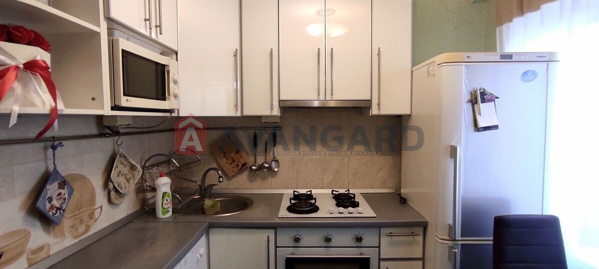 1 ��. ��������, 30/-/6 ��. �., 5/5 ������ ���� 5